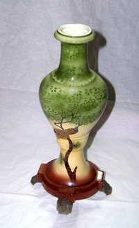 Vand ornament (vaza) din portelan cu picioare din metal - vintage