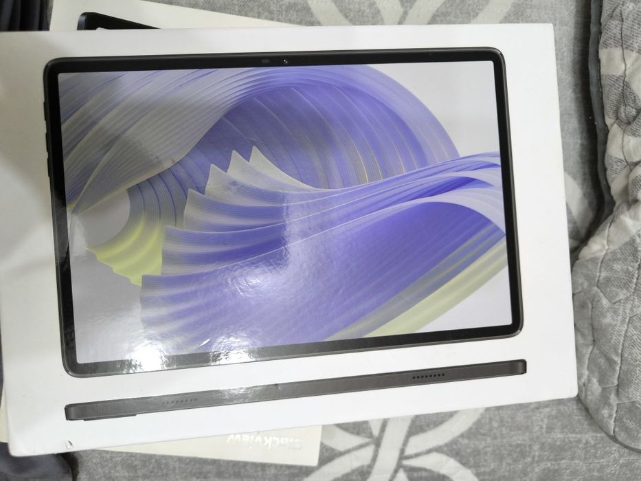 Планшет Umio с клавиатурой