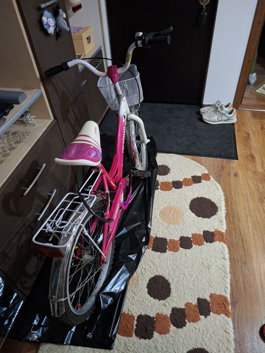 Vand Bicicleta pentru Fetiță
