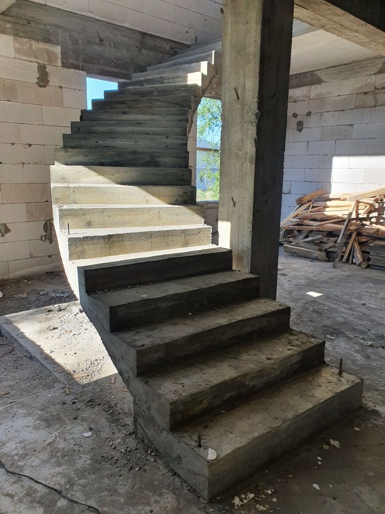бетонные лестницы