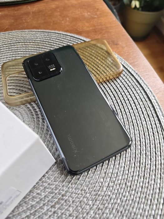 Xiaomi 13 мобилен телефон