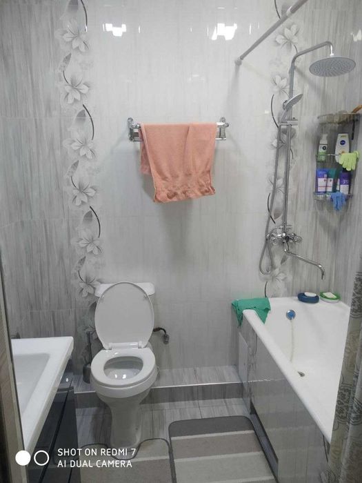 Продаётся 4х комнатная квартира ул. Паркентская орентир Макро