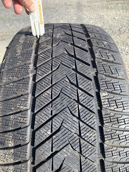 Anvelope iarna 275/40R19