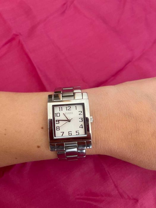 Ceas Guess pentru femei