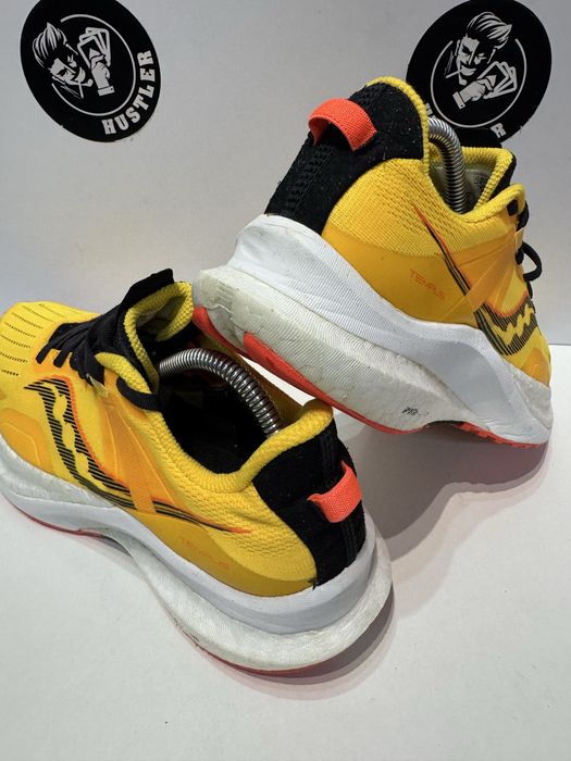 Маратонки SAUCONY TEMPUS.Номер 40.5