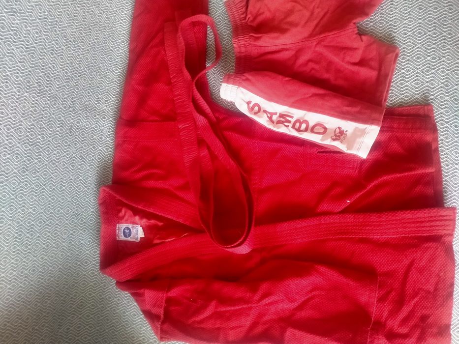 Продам кимано от самбо