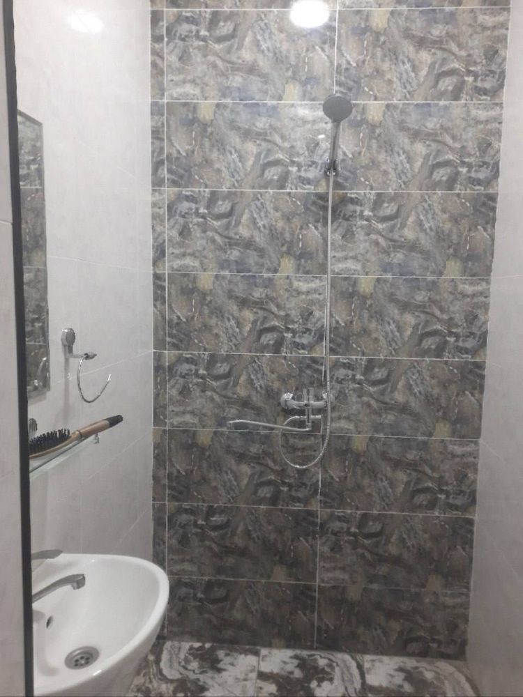 Срочно продается евро участок на Яккасарайском районе 1 соток 3 комнат