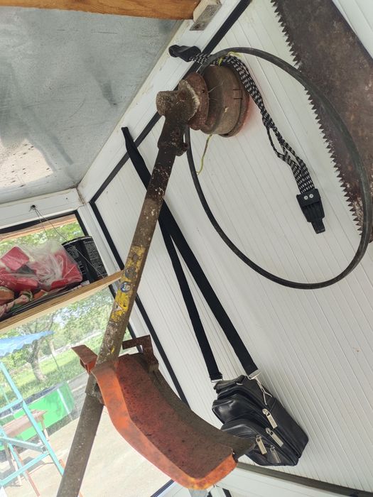 Газонакосилка сотилади