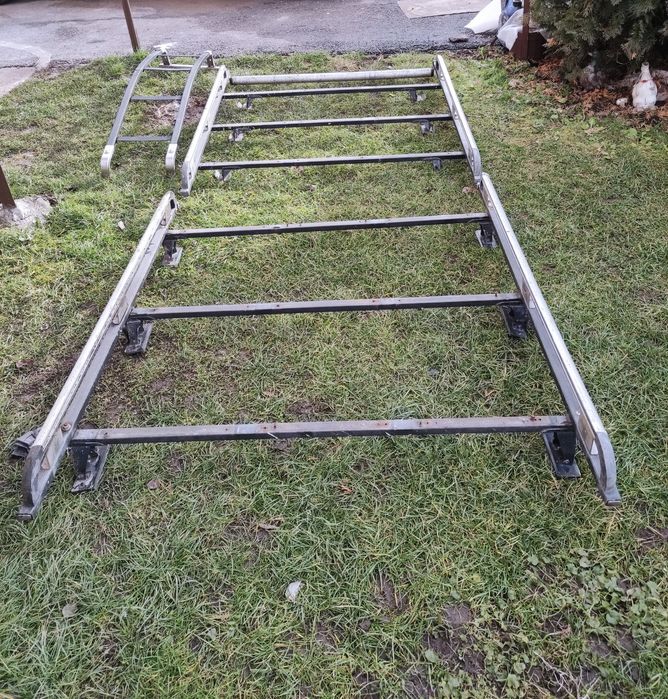 Багажници Toyota Hilux