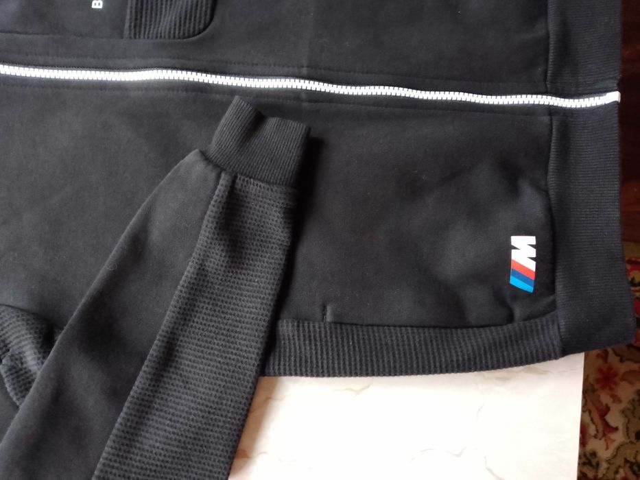 Олимпийка черная с начесом теплая на 11-12 лет рост 152 см