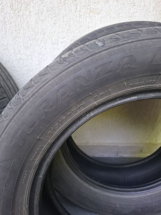 400 lei - Vând anvelope Bridgestone Turanza 215/60/R17 96H
