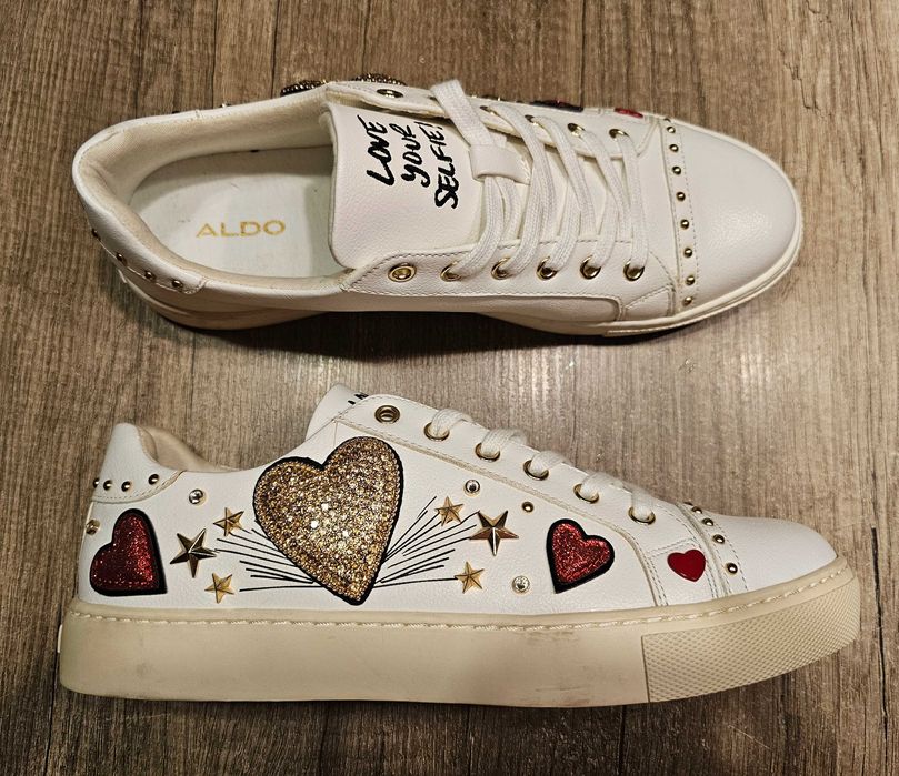 MK tenesi femei piele 39