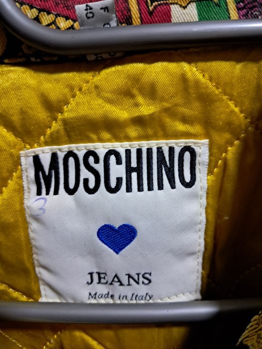 Jachetă de damă din denim vintage Moschino Jeans cu inimă aripioară. M