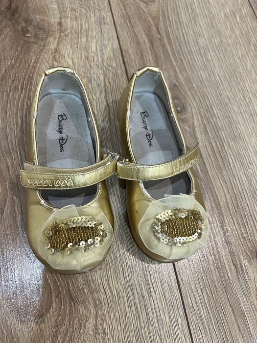 Детский туфли для праздника