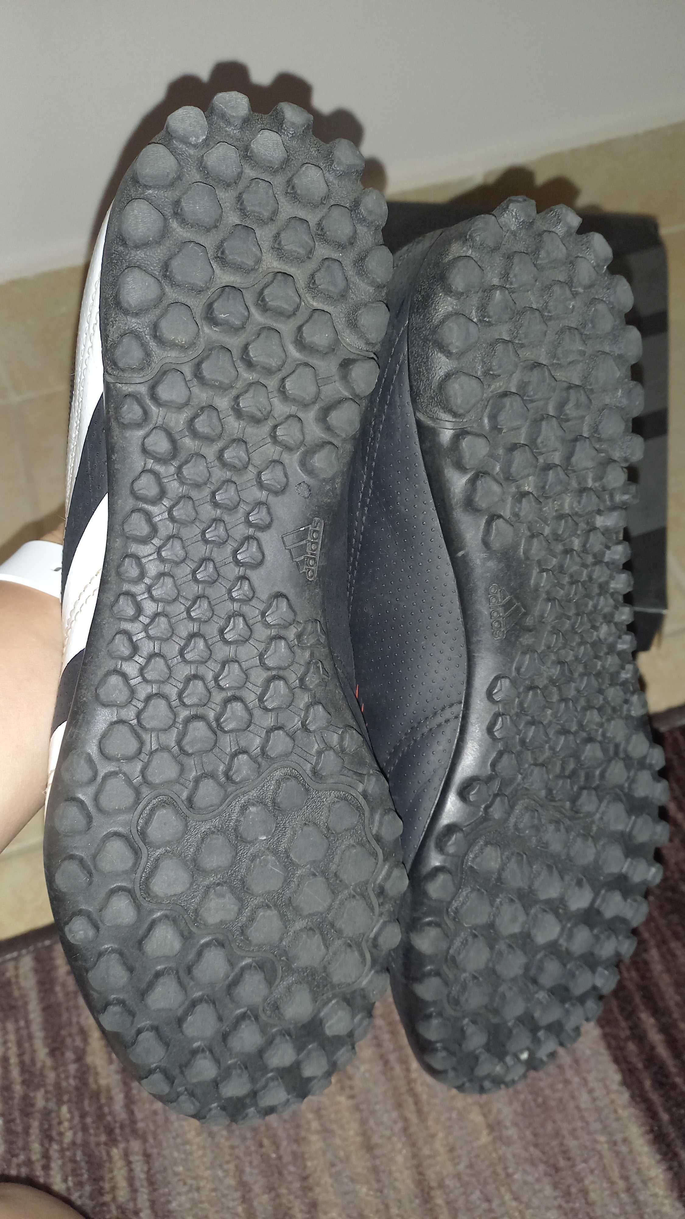 Продавам стоножки adidas predator