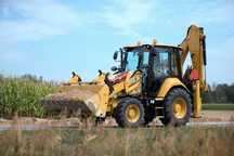 Închiriez Buldoexcavator Caterpillar 428 F