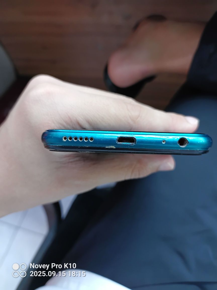 Vivo Y12  64gb blue/green