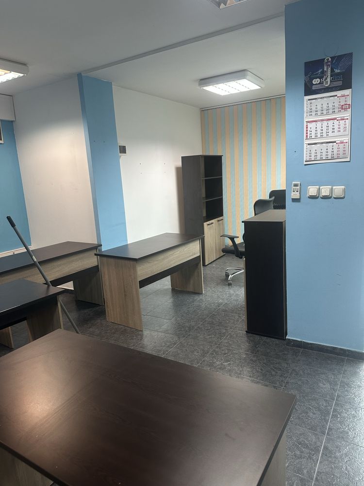 Давам офис под- наем 62кв.кв Слатина до Пазара