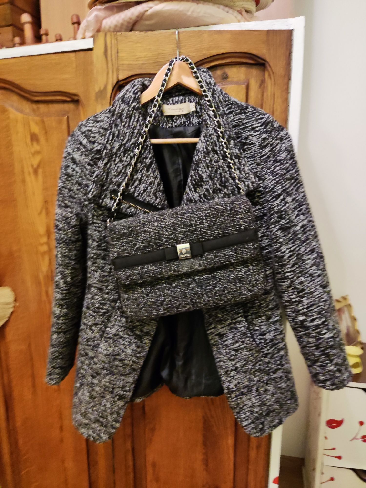 Palton+geanta asortată