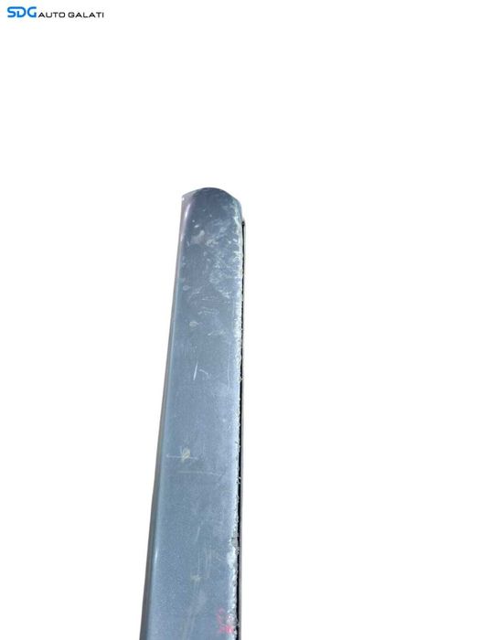 Bandou Ornament Plastic de pe Usa Portiera Stanga Sapte Audi A4 B7 2004 - 2008 Cod 8E0853969 [L6411]