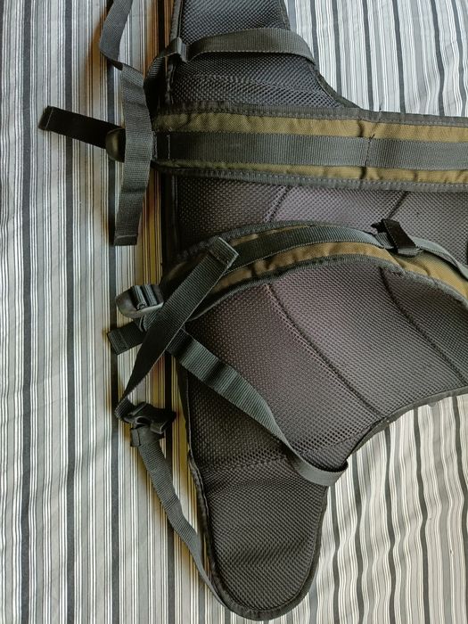 Продавам Iron Claw -  отлична риболовна чанта