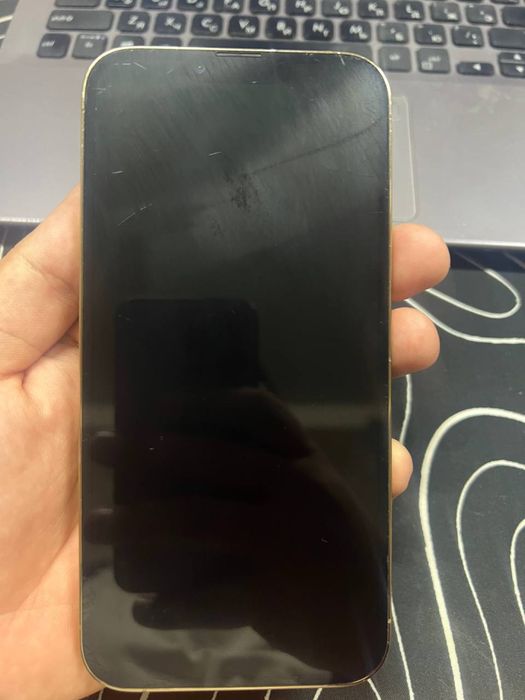 Iphone 13 pro max 128 GB Gold sotiladi ozimmiki