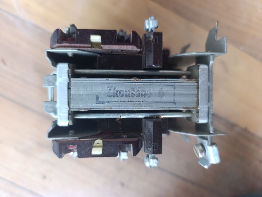 Пускатель магнитный V13D 40A 220B
