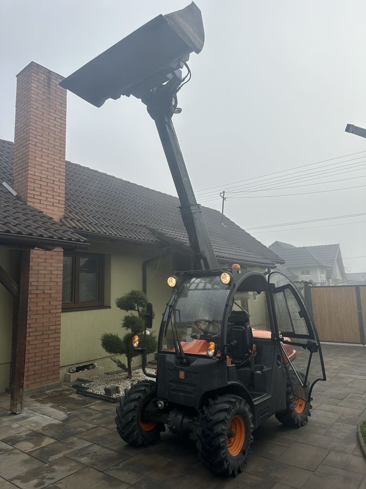 Inchiriem Cilindru compact,Bobcat,Miniexcavator,Incarcator telescopic