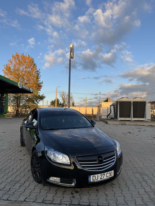 OPEL INSIGNIA , An Fabricatie 2011