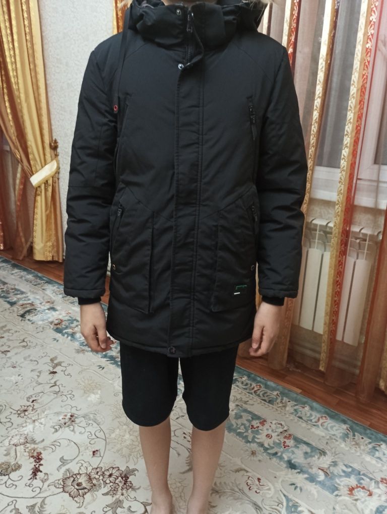 Продается куртка для мальчика