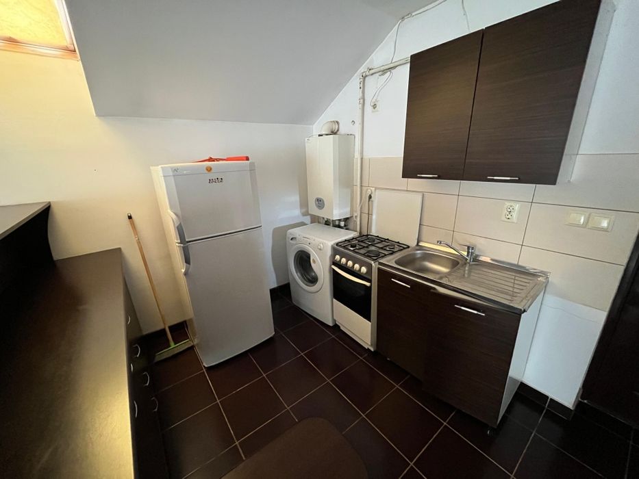 Apartament în zona Schit