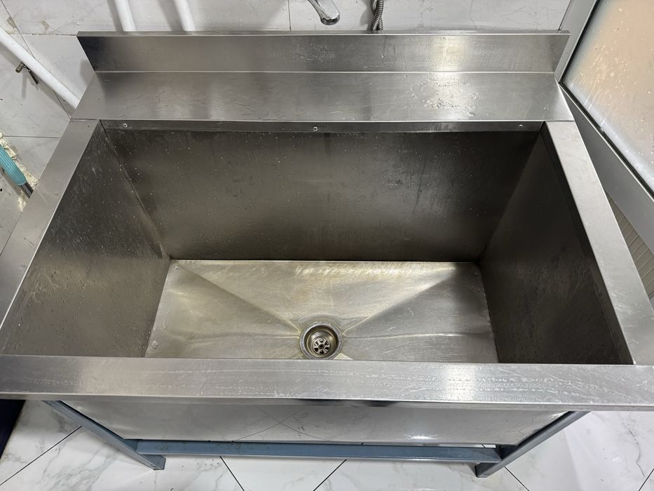 Раковина из нержавейки