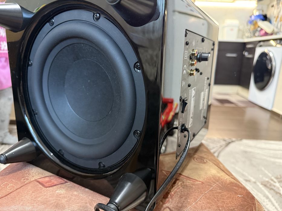 Harman Kardon HKTS-210 subwoofer