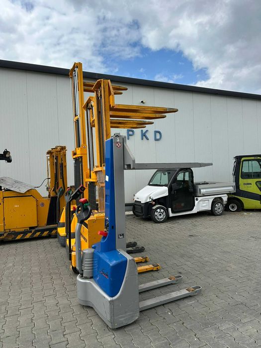 Transpaleti electric Jungheinrich
