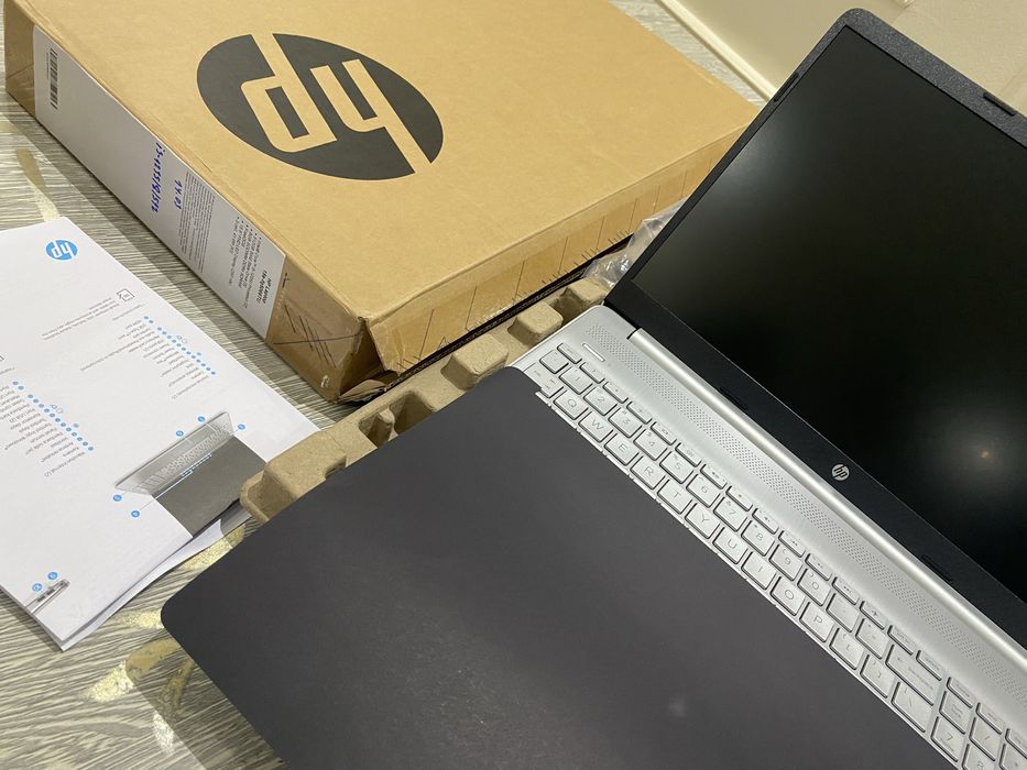 HP i5 сотилади состоянияси янги. 5-6 соат ишлатилган холос.