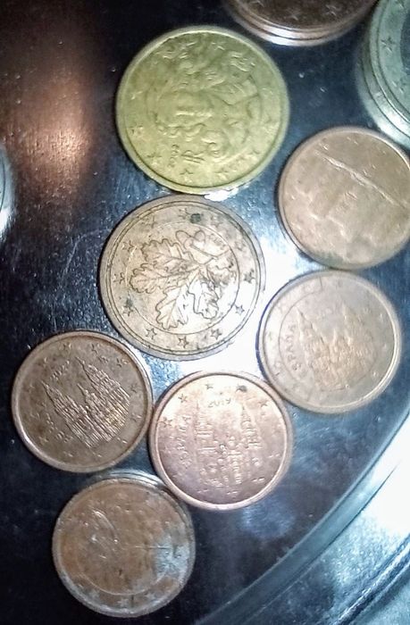 o moneda la alegere