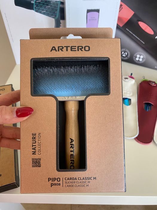 Професионално груминг оборудване Artero (ножици, машинка, тример)