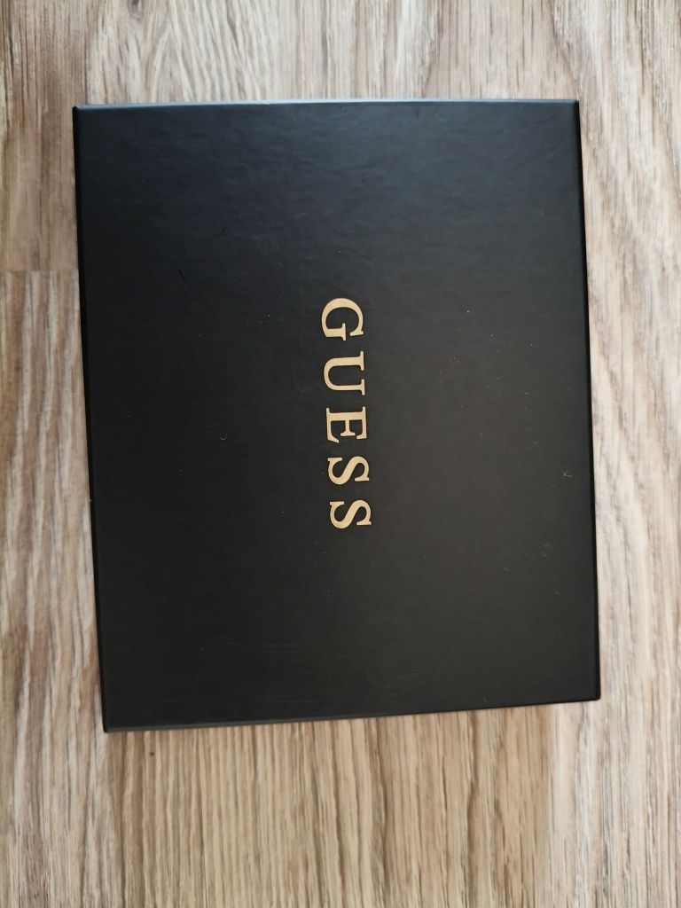 Нов портфейл Guess ест. кожа