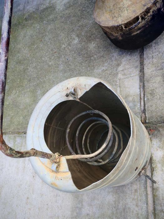 Vând cazan țuică 35 litri de cupru cu racitor