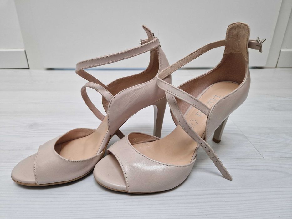 7 Perechi sandale/botine/pantofi - Marime 36 - pret per pereche