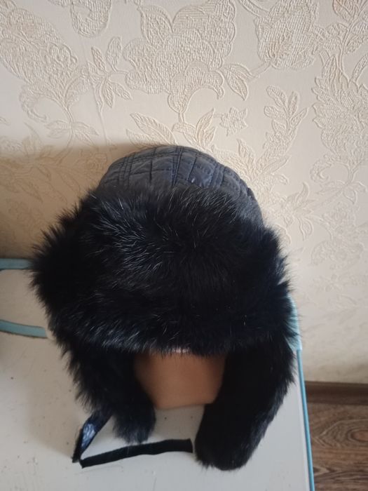 Продам зимние шапки