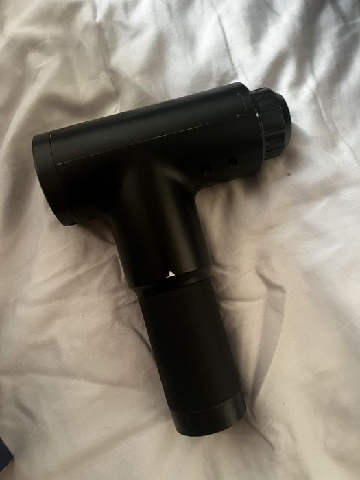 Масажиращ пистолет