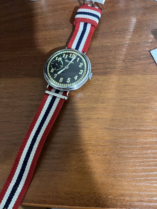 Часы молния механика