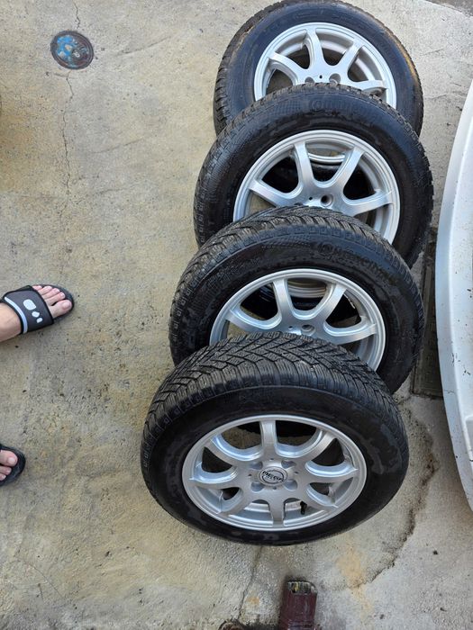 Джанти 14 цола с зимни гуми за vw up