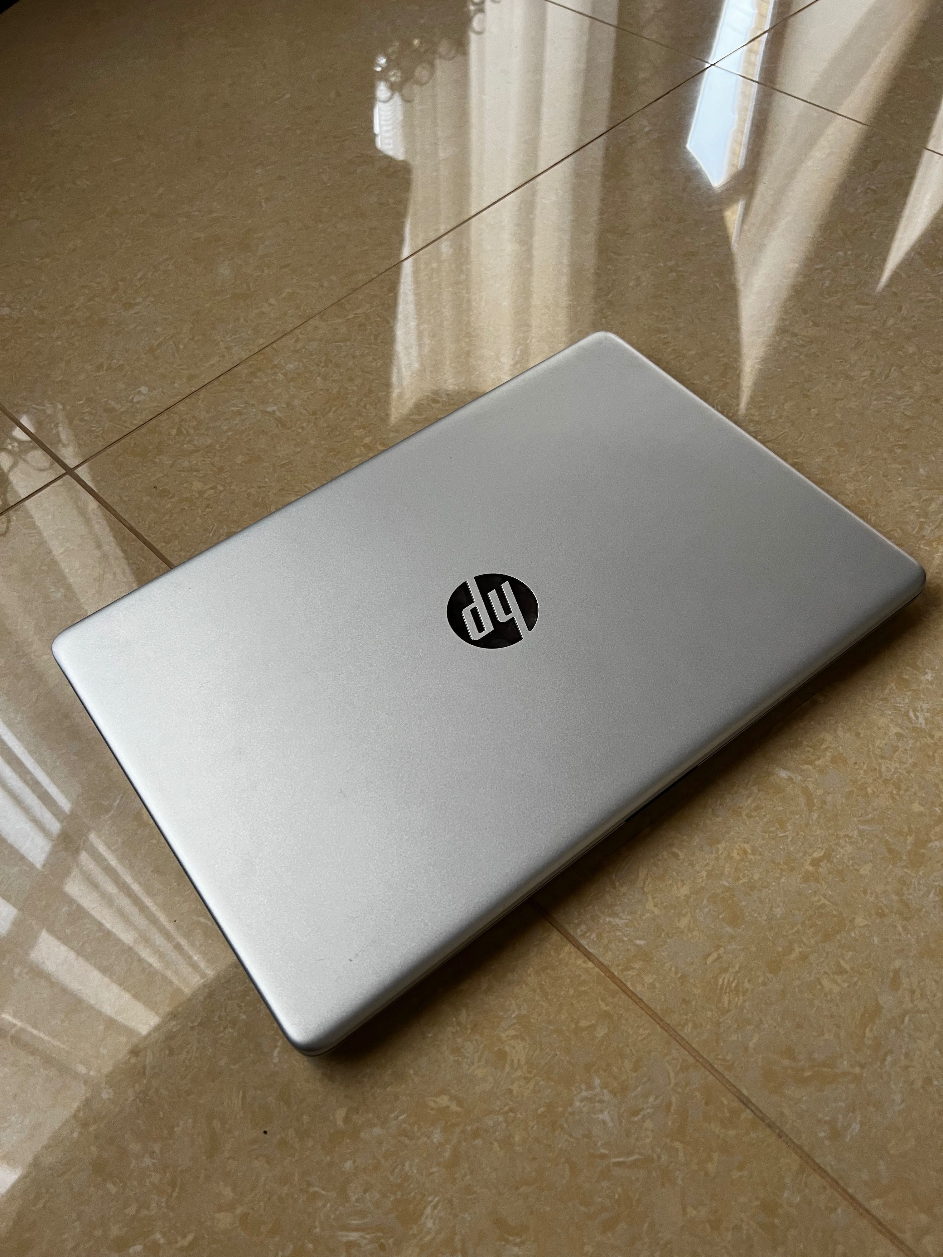 Ноутбук HP Laptop 15s-fq5295nia в полном комплекте / to‘liq komplektda