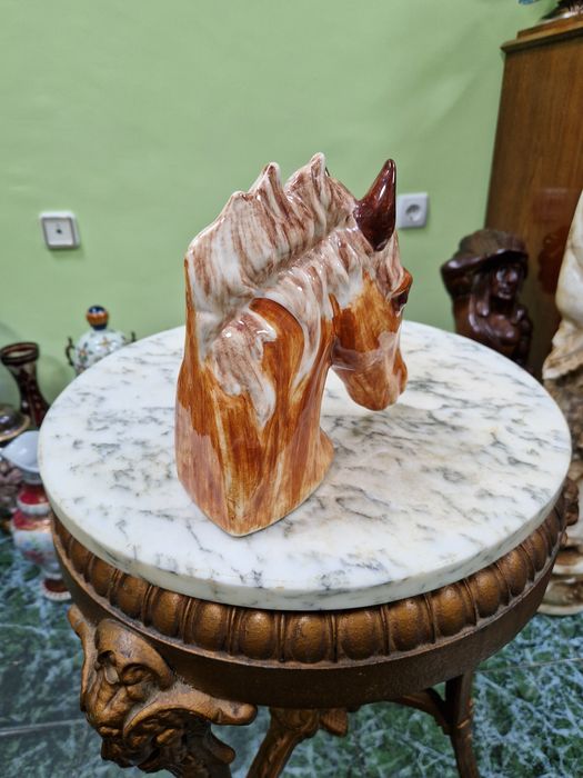 Уникална много красива порцеланова фигура статуетка