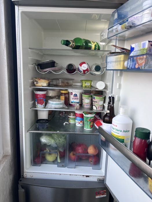 Хладилник с фризер AEG