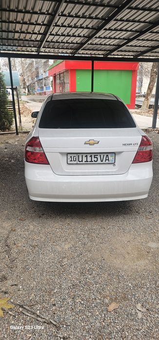 Некся 3 сотилади