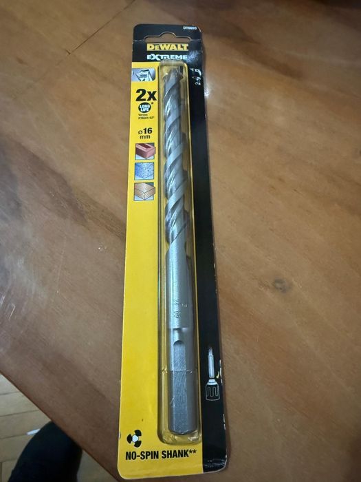 DeWalt burghie 8 mm, 16mm, 32mm/panze