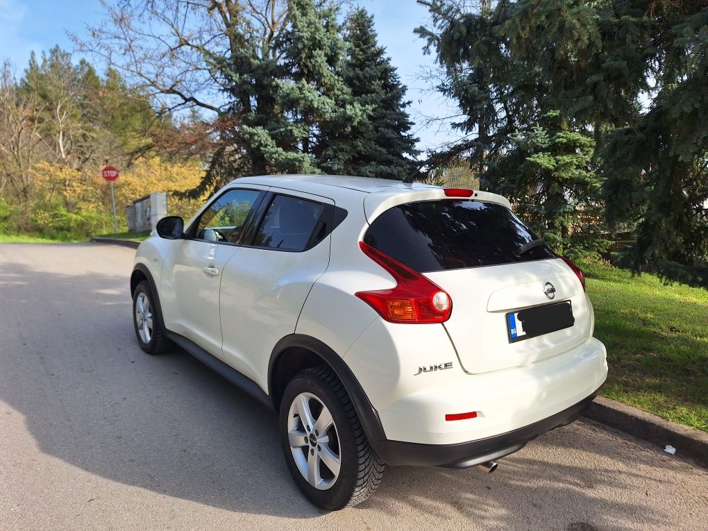 Nissan Juke 1.6 Бенз Автомат